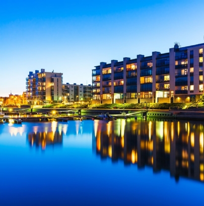 Selling Hotel